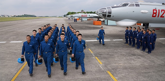Bangun Kekuatan, Angkatan Bersenjata Cina Pilih 16 Ribu Calon Pilot Jet Tempur Berbasis Kapal Induk