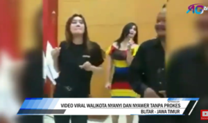 Viral HEBOH! Video Wali Kota Blitar Nyanyi Sambil Joget Tanpa Masker