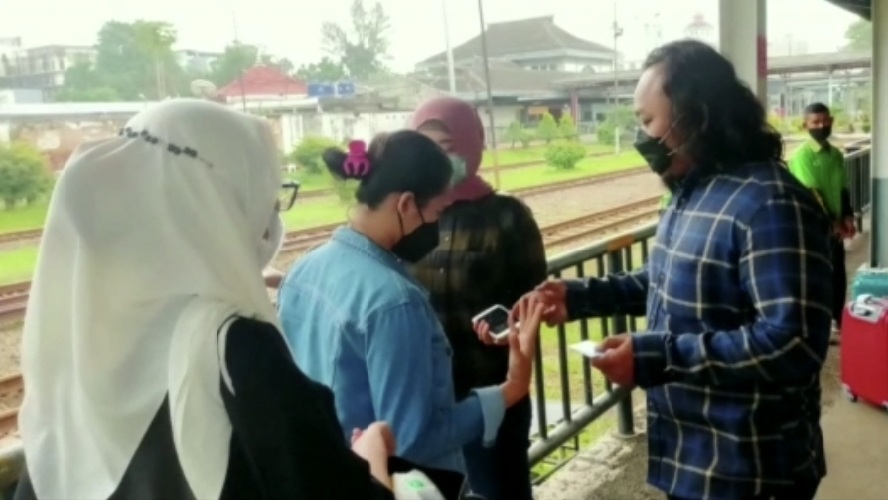 Detik-detik Video Siskaeee Ditangkap di Stasiun Bandung, 