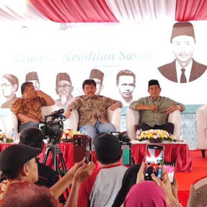 Jika Hapus Ambang Batas, Jokowi Didukung Rocky Gerung jadi Presiden RI 7 Periode